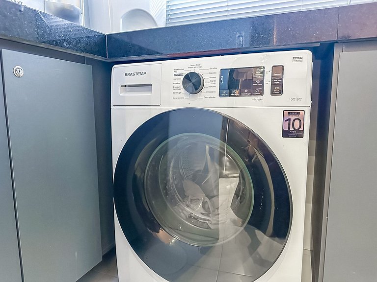 A 100 metros da Rua Coberta!