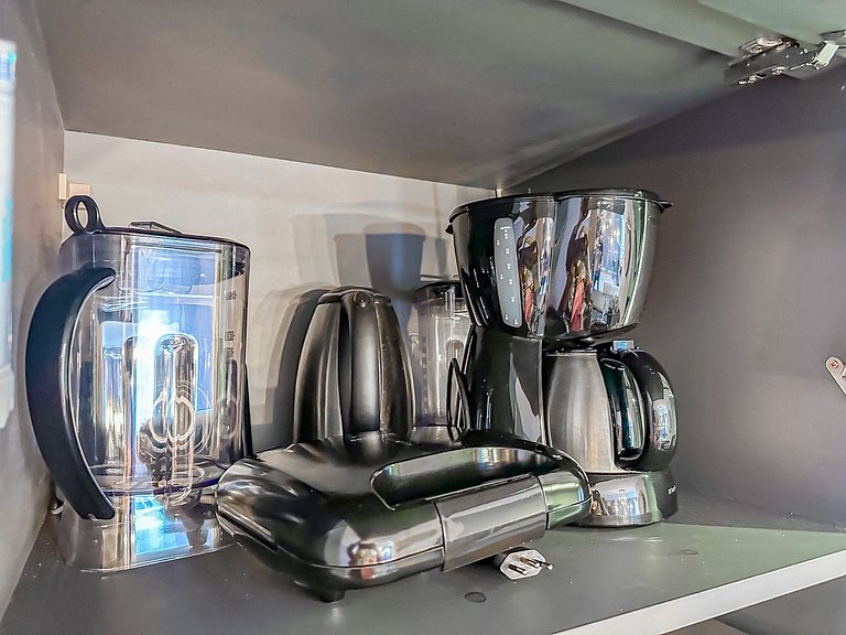 A 100 metros da Rua Coberta!