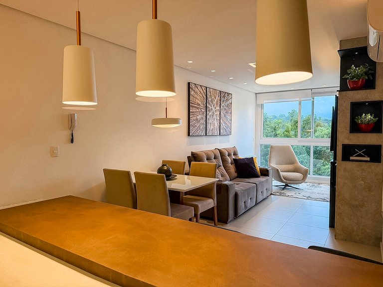 Apt com vista e próximo ao centro