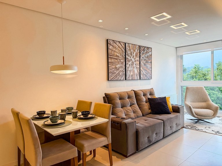 Apt com vista e próximo ao centro