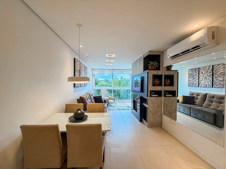 Apt com vista e próximo ao centro