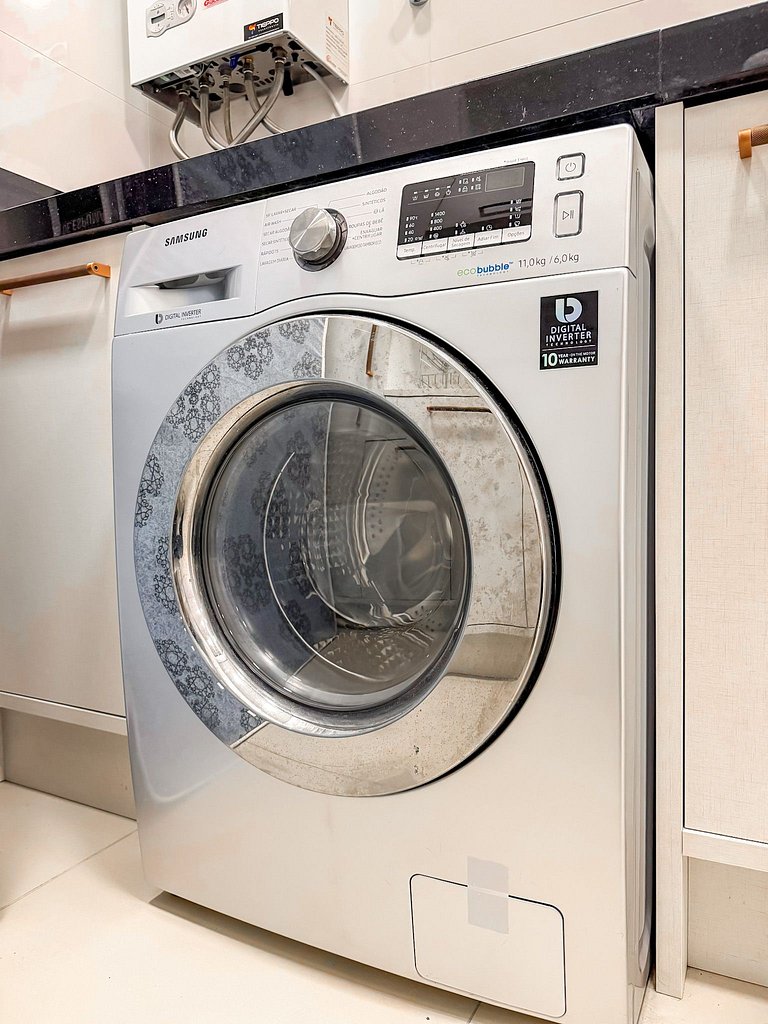 Apt com vista e próximo ao centro