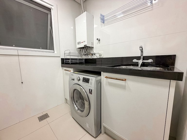 Apt com vista e próximo ao centro