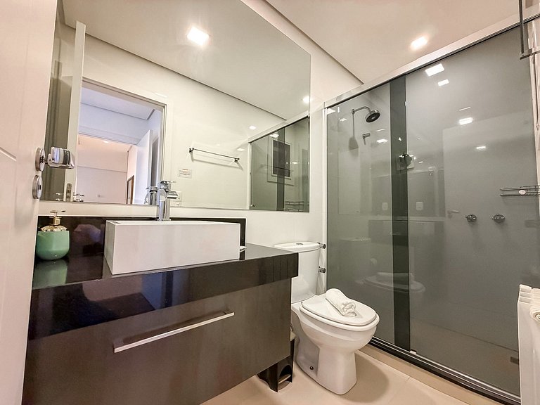 Apt com vista e próximo ao centro