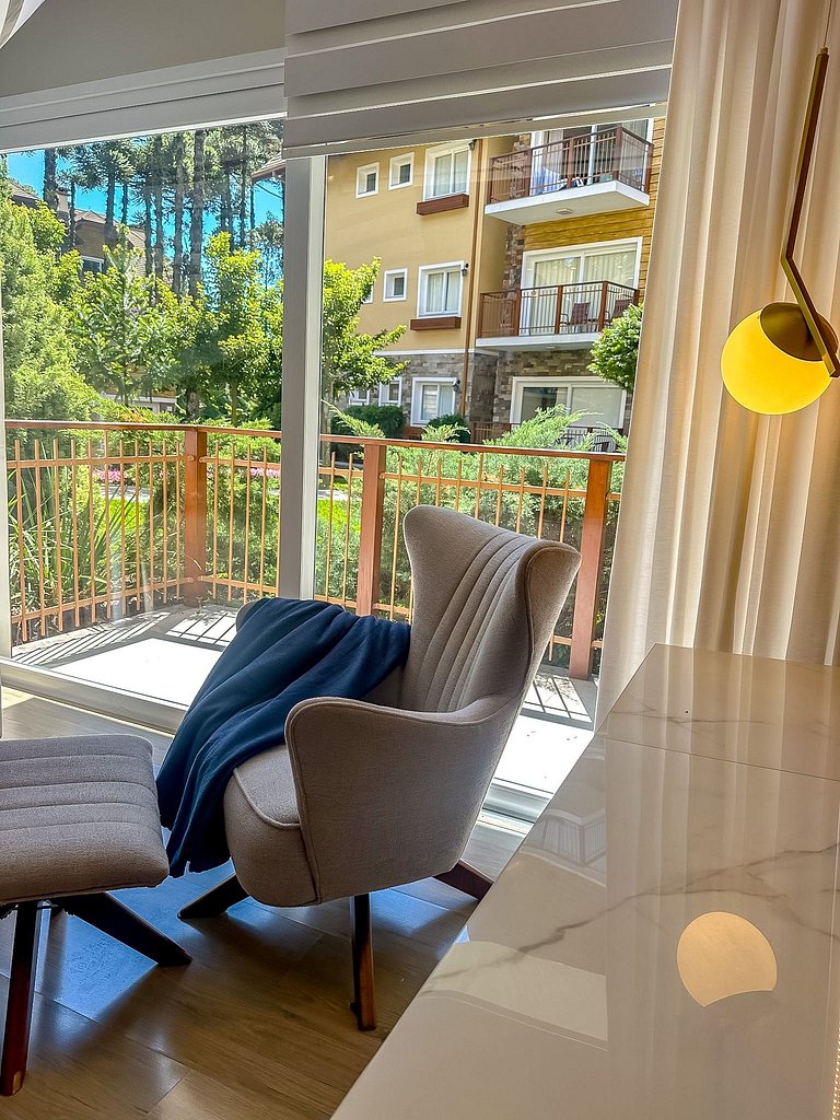 Apto confortável com piscina aquecida e jacuzzi