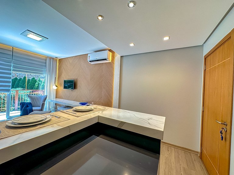 Apto confortável com piscina aquecida e jacuzzi