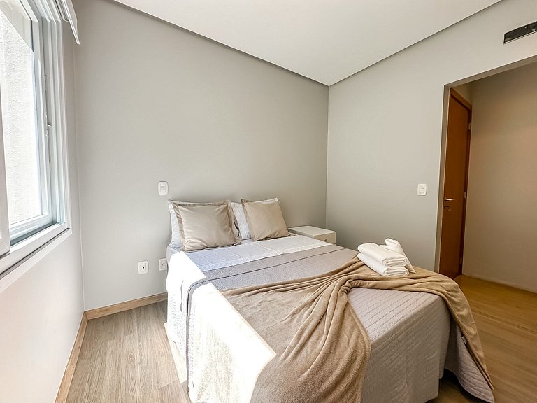 Apto confortável com piscina aquecida e jacuzzi