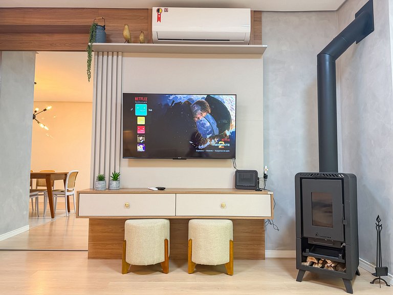 Excelente apto em Gramado, 1km do centro