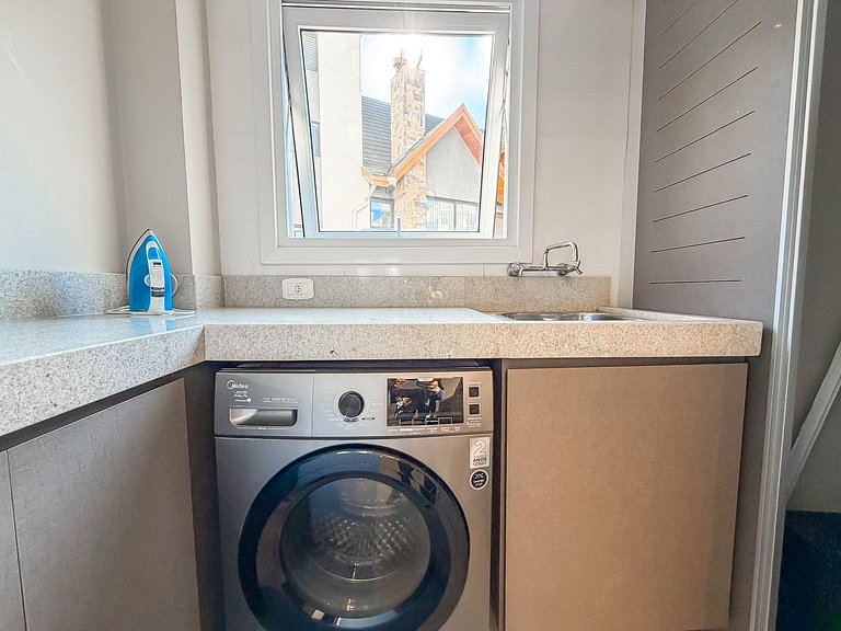 A uma quadra da Rua Coberta, duas suítes