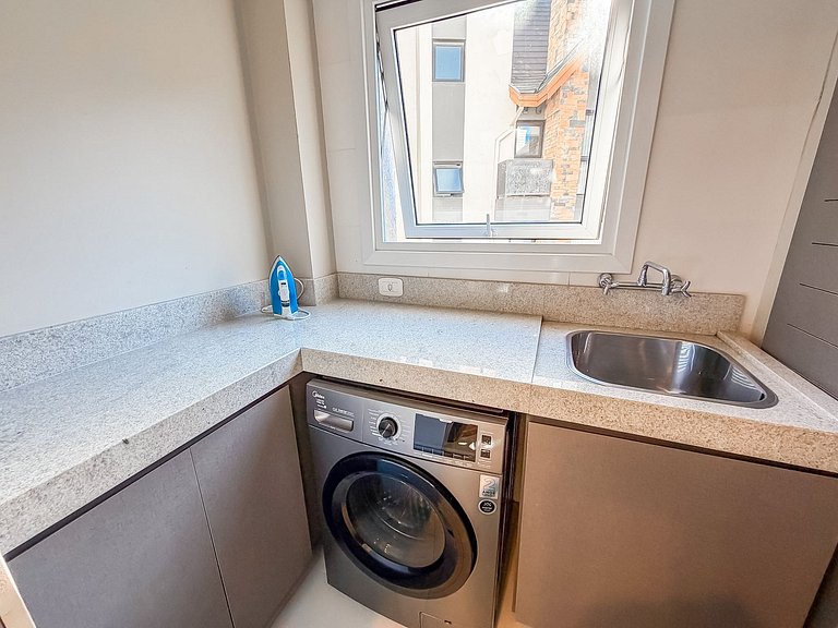 A uma quadra da Rua Coberta, duas suítes