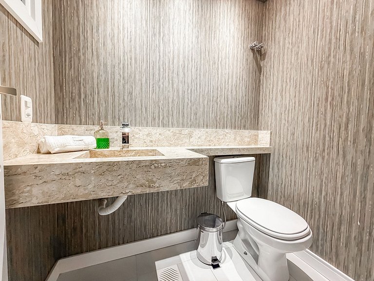 A uma quadra da Rua Coberta, duas suítes