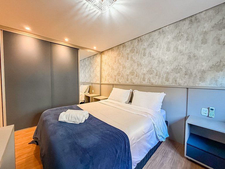 A uma quadra da Rua Coberta, duas suítes