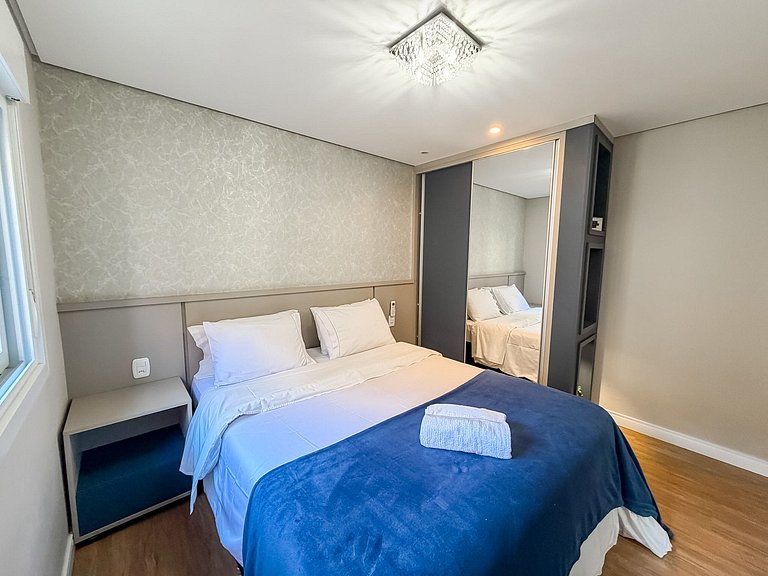 A uma quadra da Rua Coberta, duas suítes