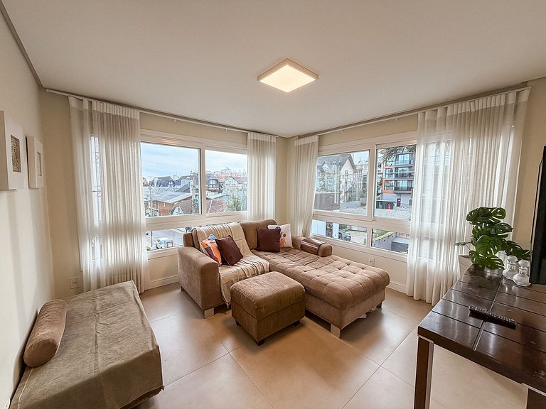 Apartamento a passos da Rua Coberta