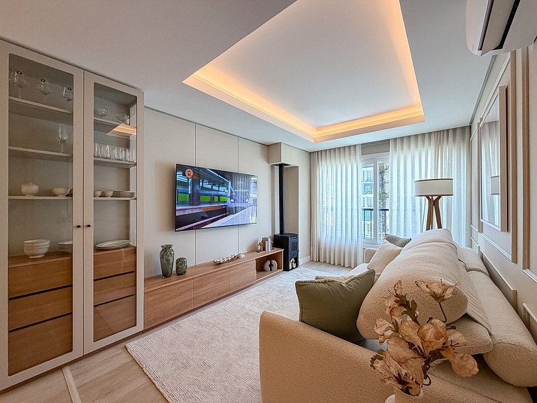 Apto a 150 metros da Rua Coberta